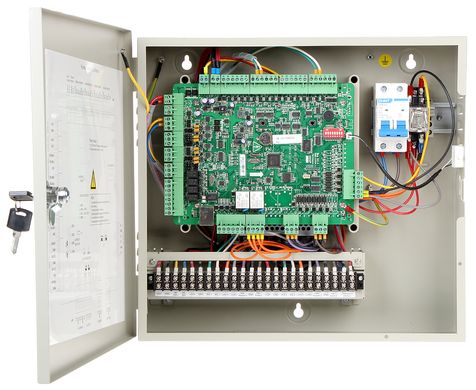 Сетевой контроллер на 2 двери Hikvision DS-K2602