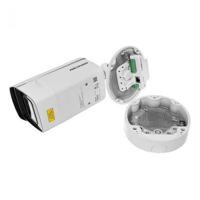 IP камера з розпізнаванням автономерів Hikvision iDS-2CD7A26G0/P-IZHS (C), 2Мп